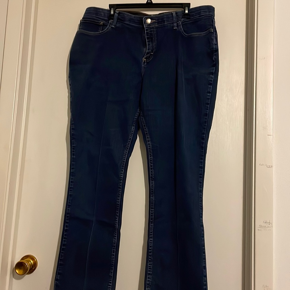 Lee jeans 16w straight leg with comfort waist band